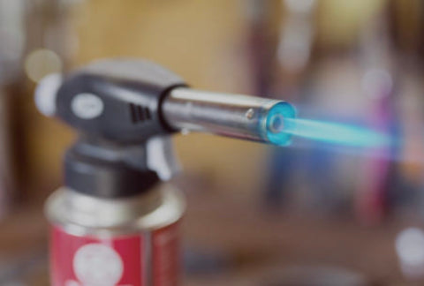 Blow Torch with Gas Canister – Perfect for Searing & Finishing Touches